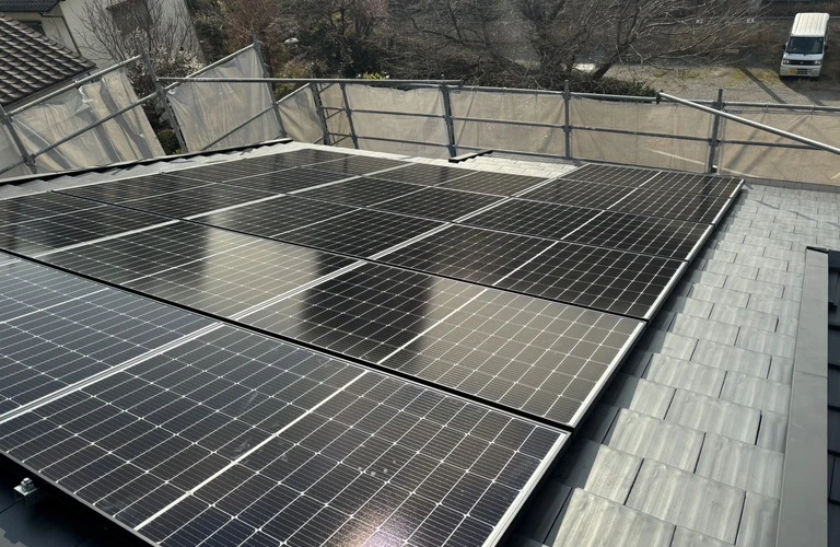 太陽光で住まいをエコに！安佐北区の屋根工事専門業者
